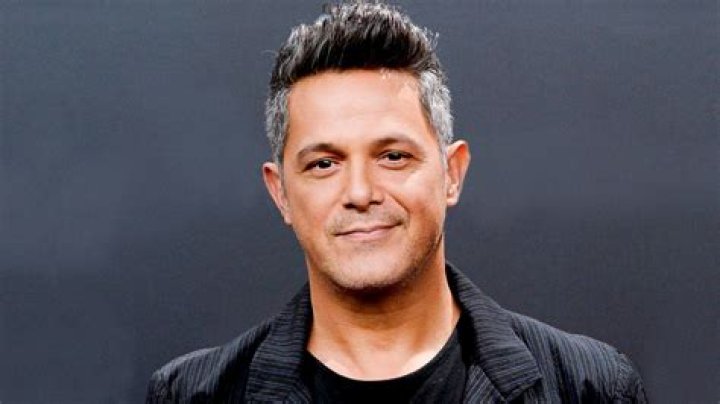Alejandro Sanz biografía, edad, altura, esposo, net worth, familia