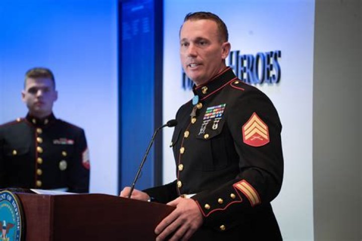 Dakota Meyer Biography, Age, Height, Wife, Net Worth, Family