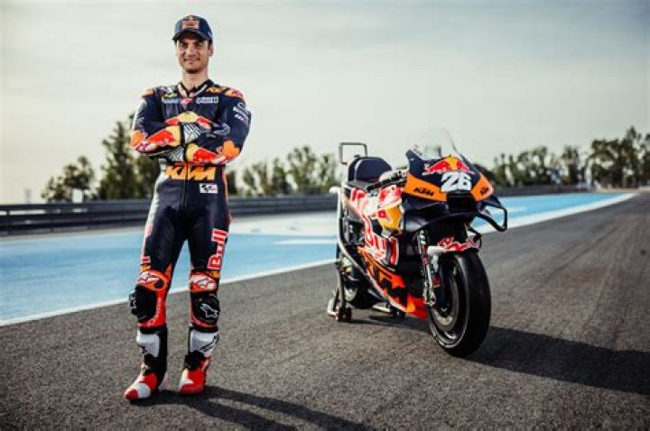 Dani Pedrosa Biography, Age, Height, Wife, Net Worth, Family