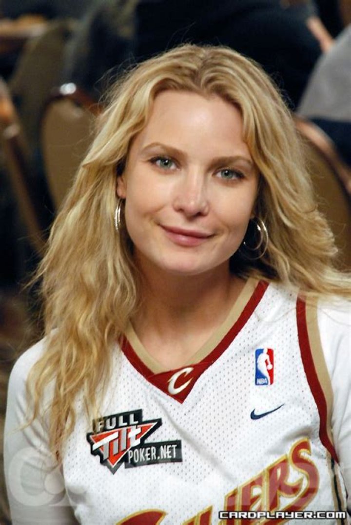 Erica Schoenberg Biography, Age, Height, Husband, Net Worth, Family