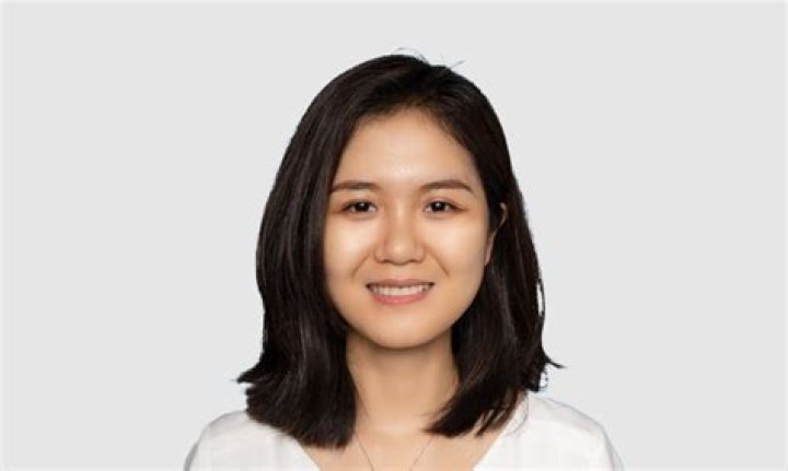 Guo Shasha Biography, Age, Height, Husband, Net Worth, Family