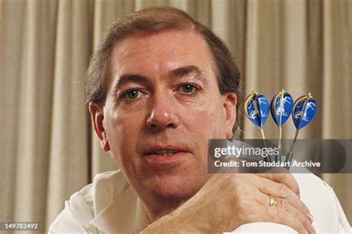 John Lowe (darts player) Biography, Age, Height, Wife, Net Worth and Family