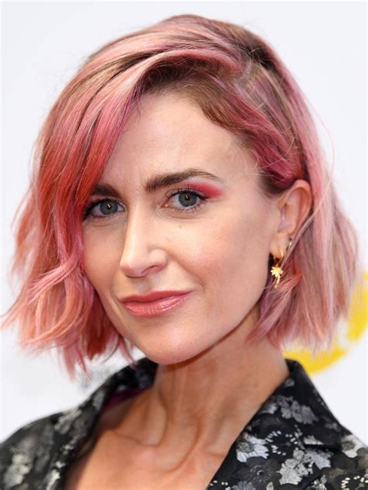 Katherine Kelly Biography, Age, Height, Husband, Net Worth, Family